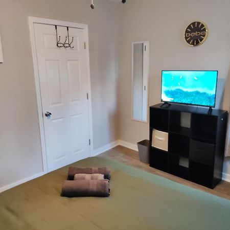 Tranquil Oasis - Private Rooms -Near Downtown Indianapolis Extérieur photo