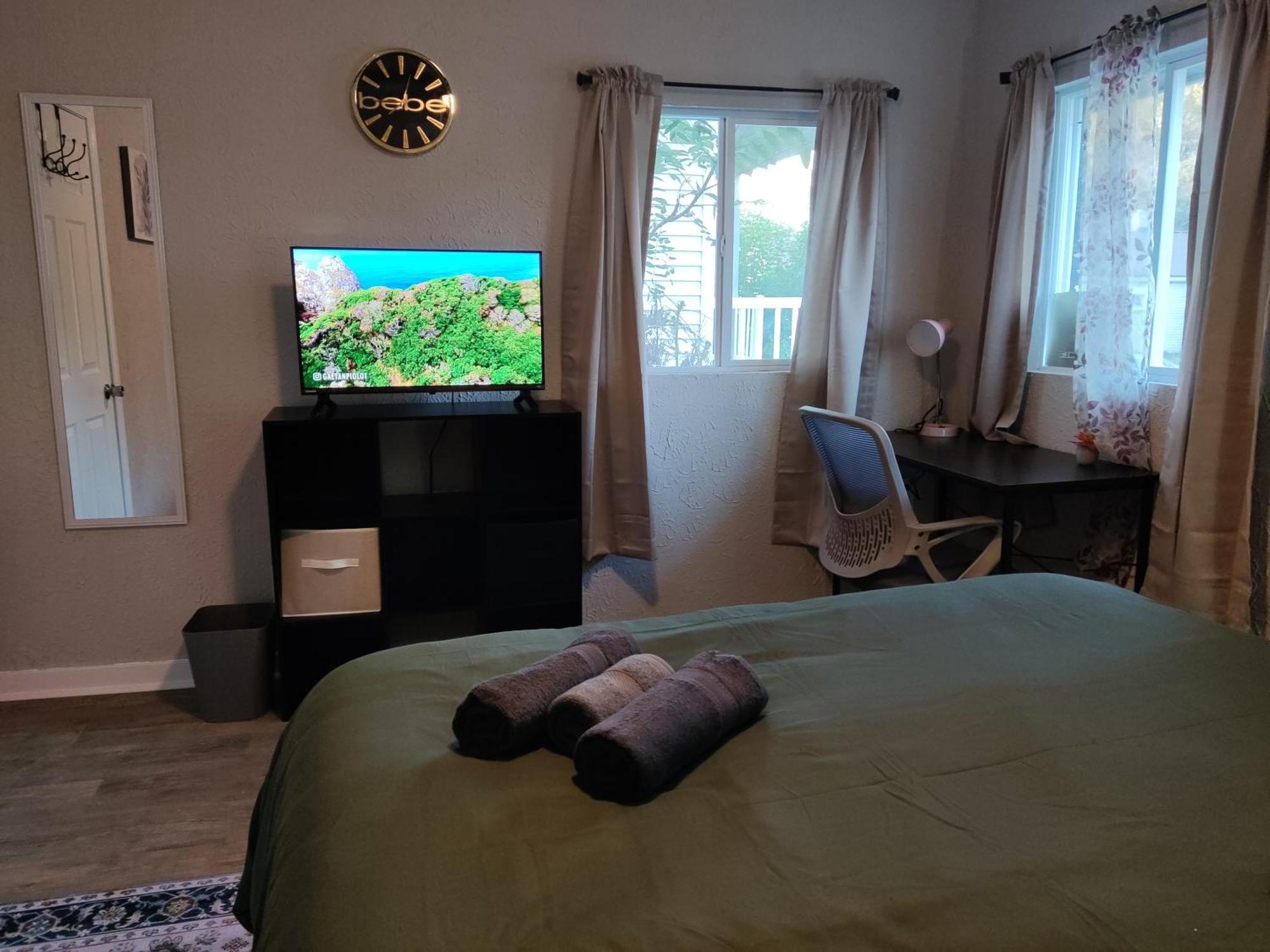 Tranquil Oasis - Private Rooms -Near Downtown Indianapolis Extérieur photo